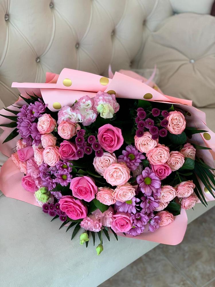 Букет цветов из: Хризантемы, Розы и Лизиантусы в Торгашино