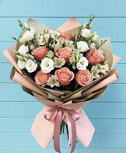 Букет цветов из:  Розы, Альстромерии и Лизиантусы в Торгашино