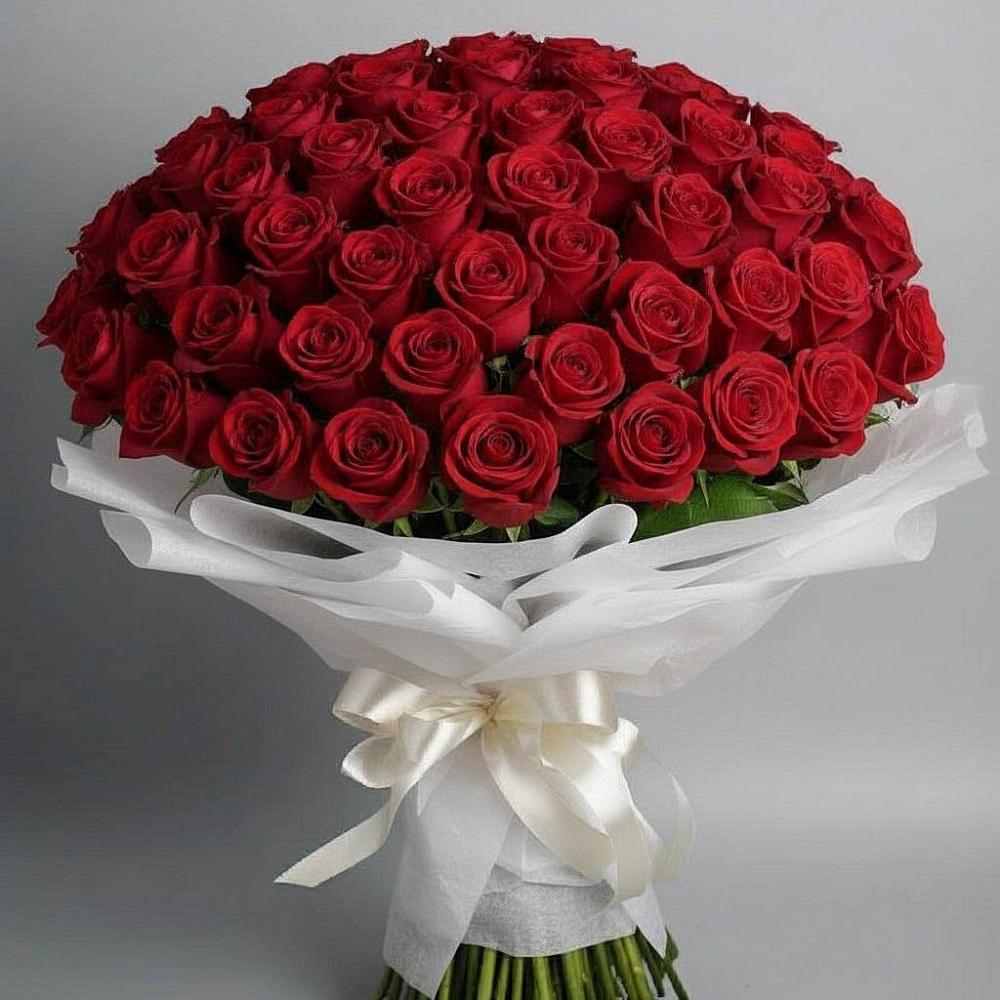 Букет 101 Красная роза Блэк Мэджик в Торгашино
