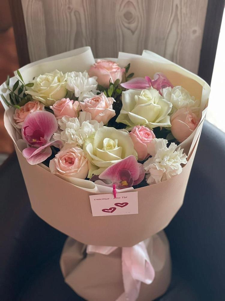 Букет цветов из: Орхидеи, Розы и Гвоздики в Торгашино