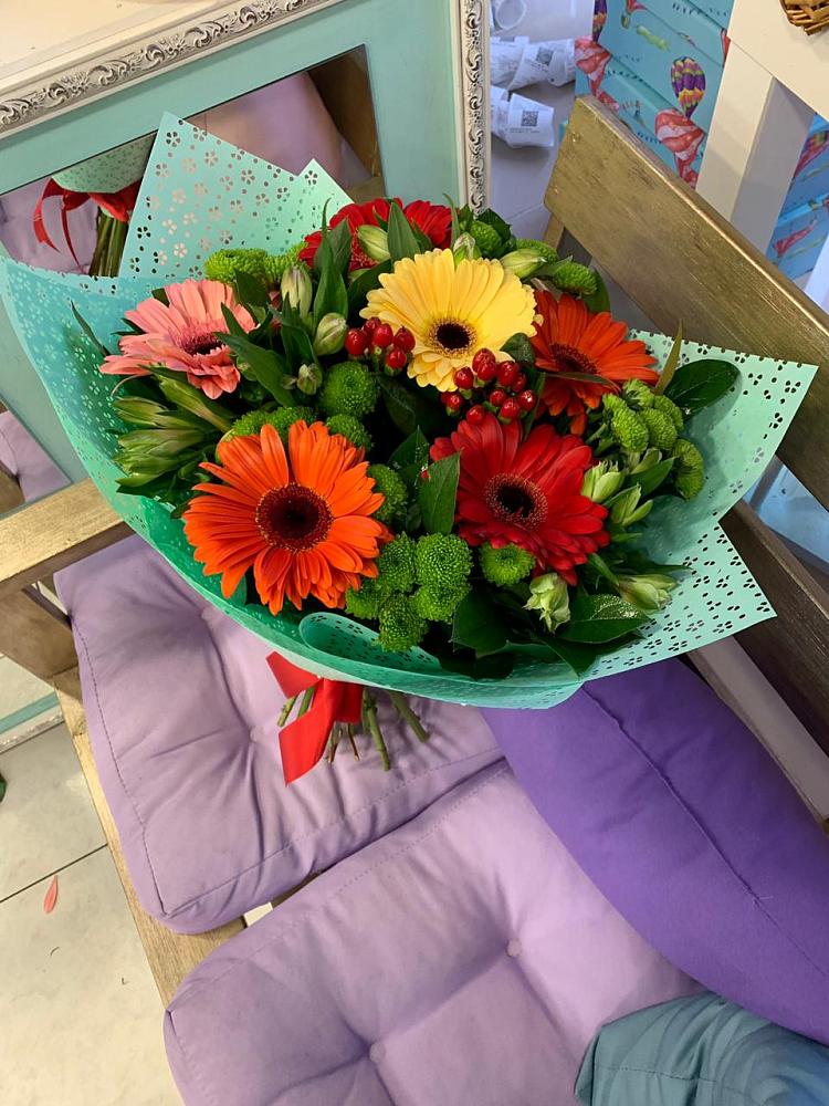 Букет цветов из: Герберы, Хризантемы и Альстромерии в Торгашино