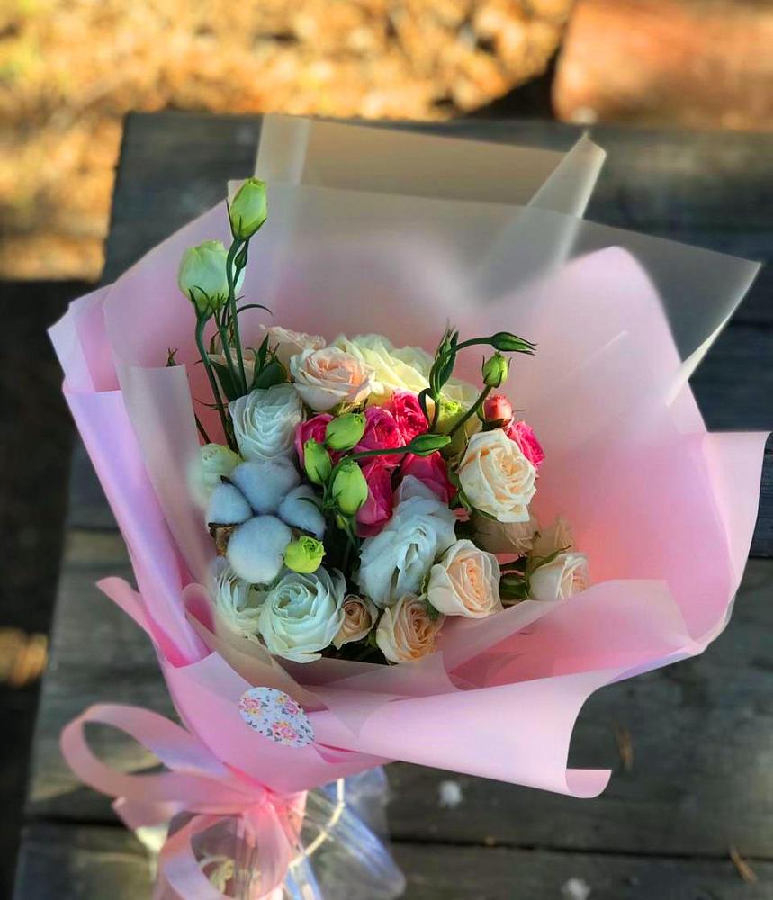 Букет цветов из: Розы и Лизиантусы в Торгашино