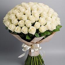 Букет 101 беля роза Белоснежка в Торгашино