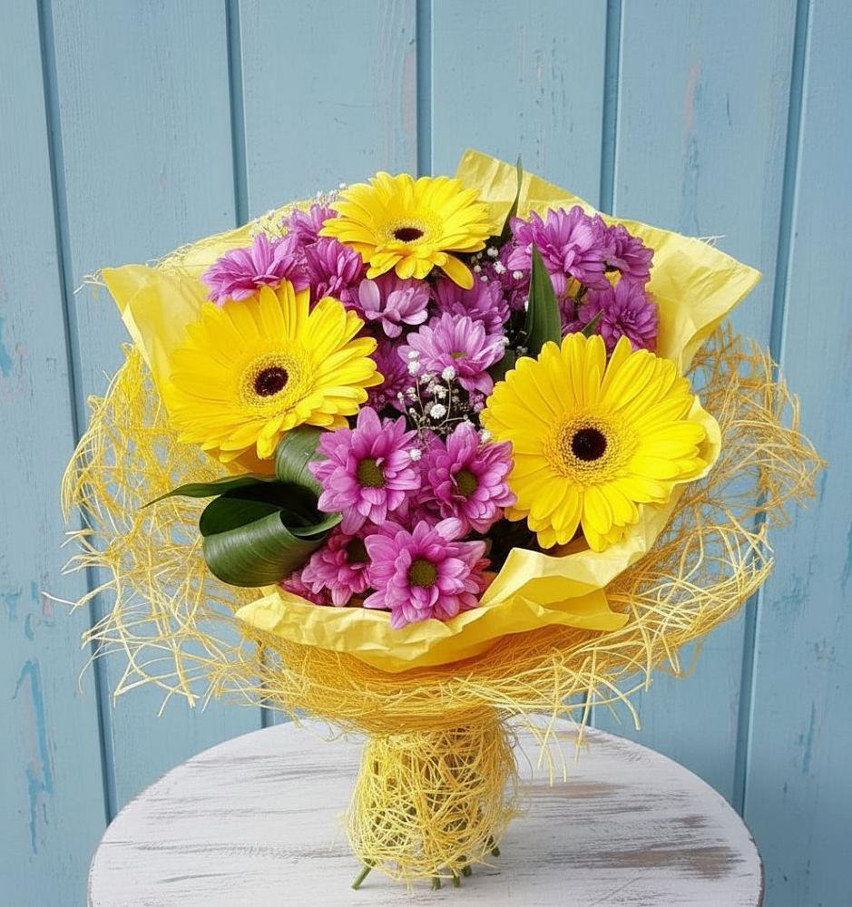 Букет цветов из: Хризантемы и Герберы в Торгашино