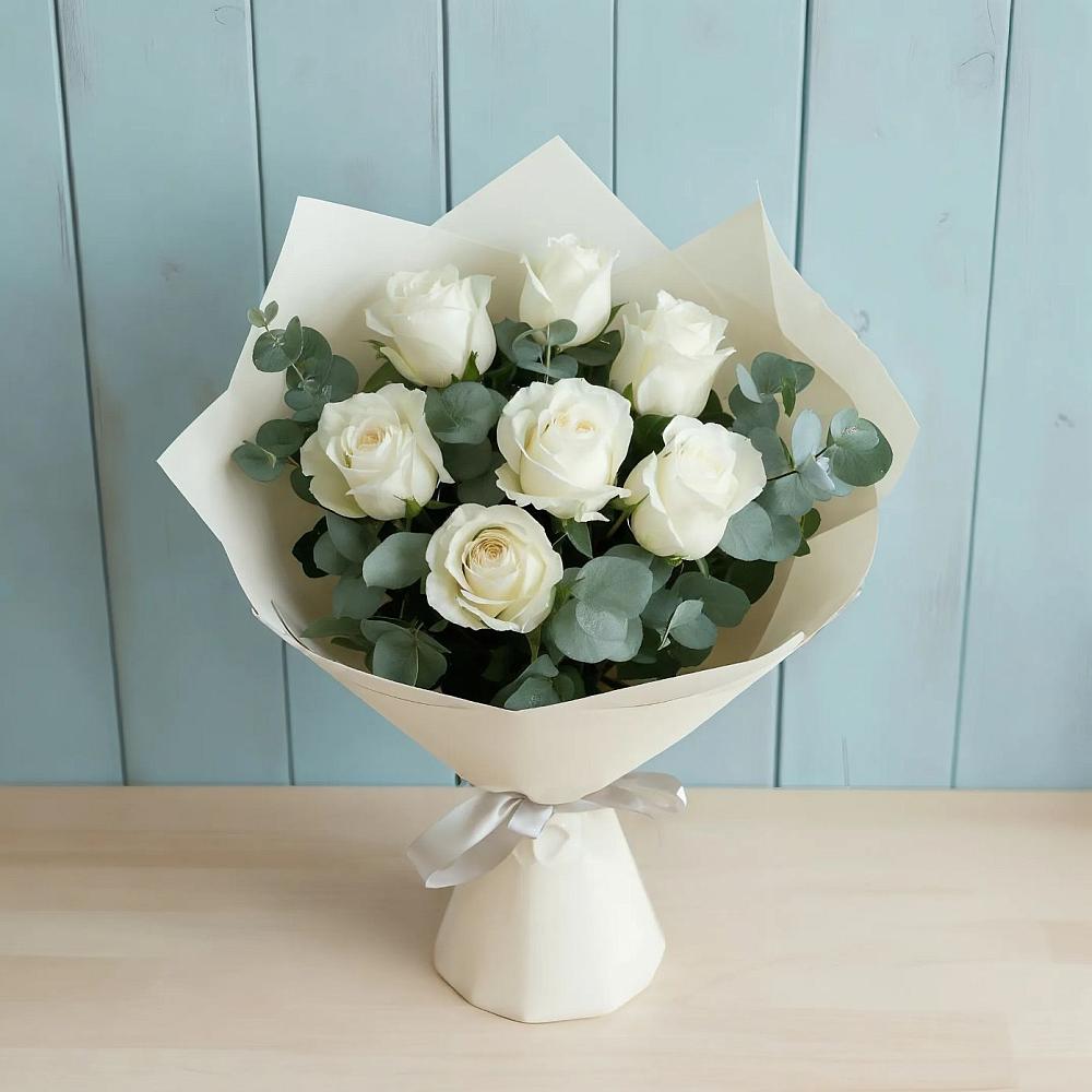 Букет Белые розы в Эвкалипте в Торгашино