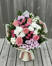 Букет цветов из:  Альстромерии, Гвоздики, Розы и Хризантемы в Торгашино
