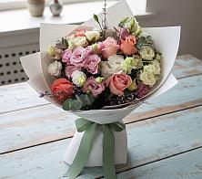 Букет цветов из:  Розы, Лизиантусы и Гвоздики в Торгашино