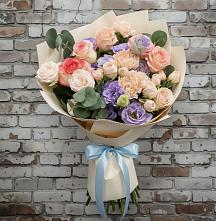 Букет цветов из:  Розы, Лизиантусы и Гвоздики в Торгашино