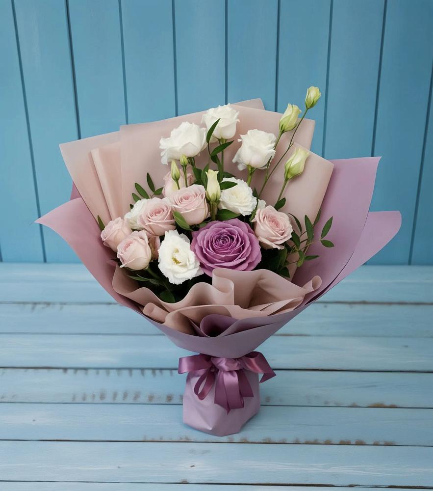 Букет цветов из: Розы и Лизиантусы в Торгашино